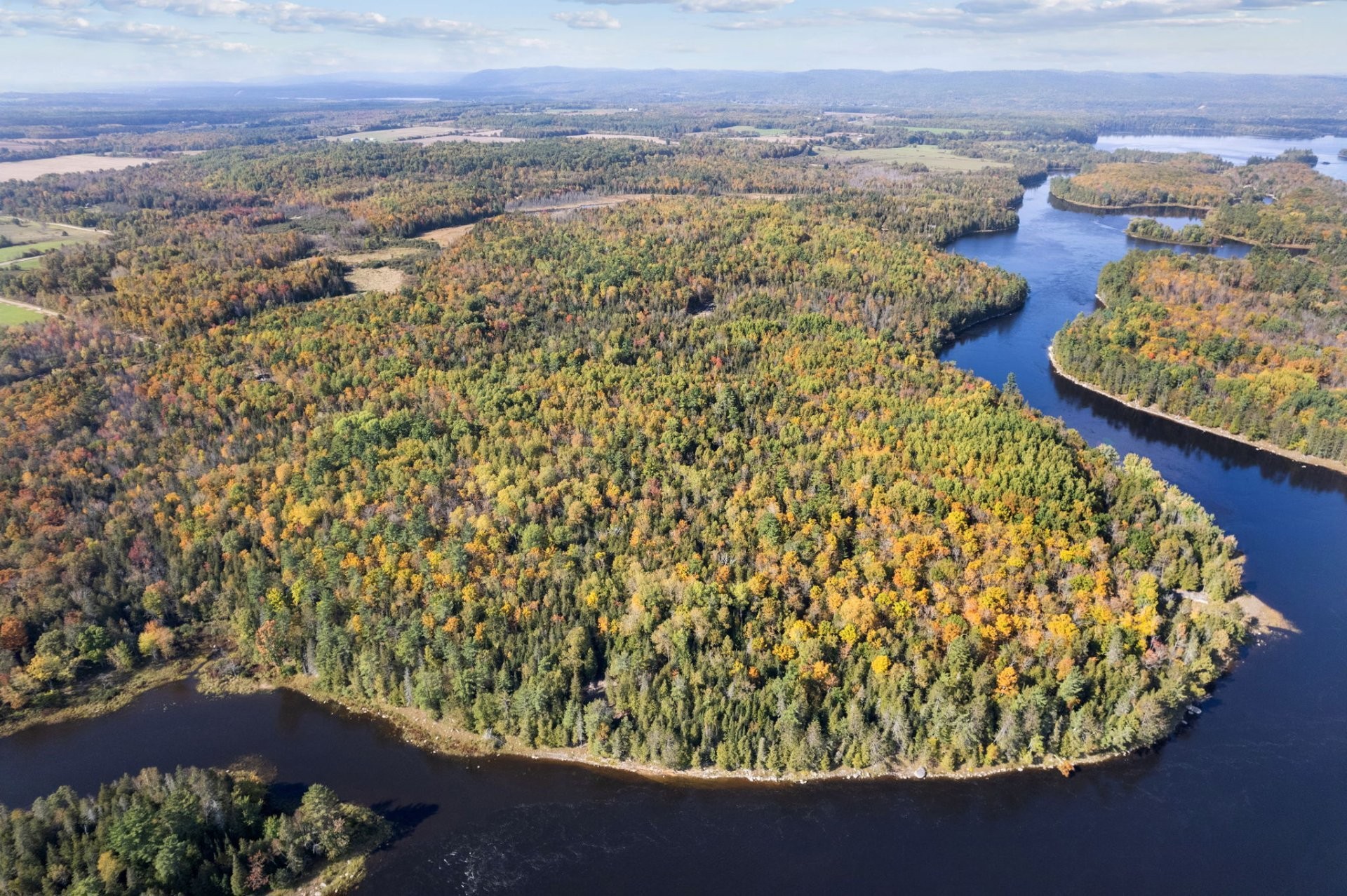 









255


Ch. East-Range

,
L'Isle-aux-Allumettes,







QC
J0X1M0

