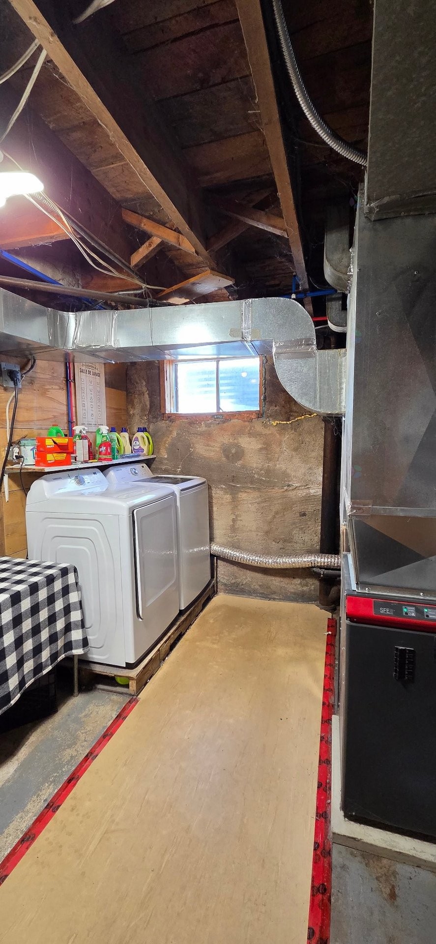 









83


Rue Comeau

,
Maniwaki,




QC
J9E2S4


