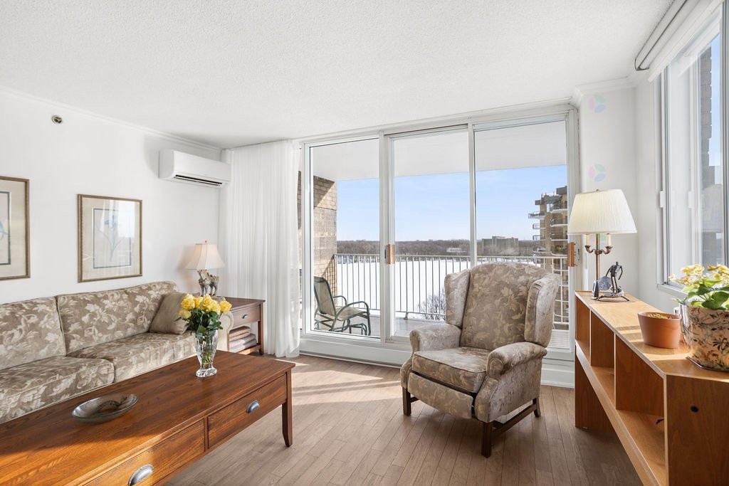 









4480


Prom. Paton

, 1002,
Laval (Chomedey),




QC
H7W5E1

