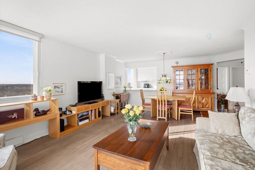 









4480


Prom. Paton

, 1002,
Laval (Chomedey),




QC
H7W5E1

