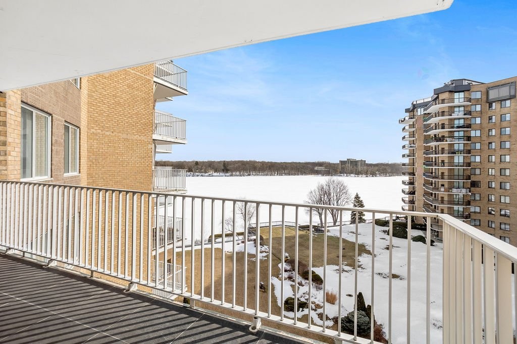 









4480


Prom. Paton

, 1002,
Laval (Chomedey),




QC
H7W5E1

