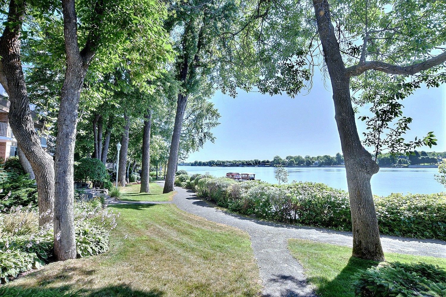 









4480


Prom. Paton

, 1002,
Laval (Chomedey),




QC
H7W5E1

