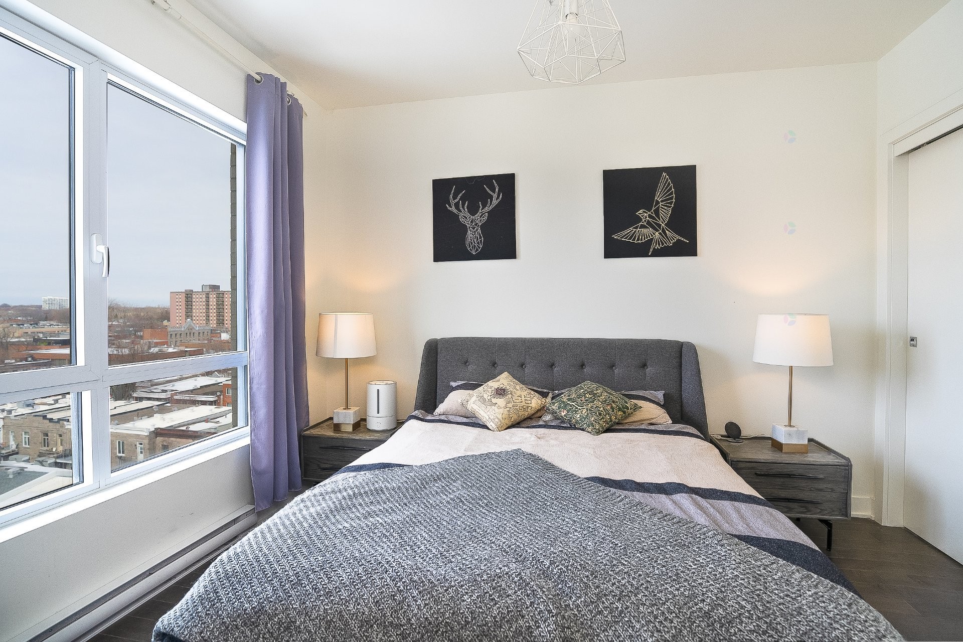 









1170


Rue Montcalm

, 908,
Montréal (Ville-Marie),




QC
H2L0M2

