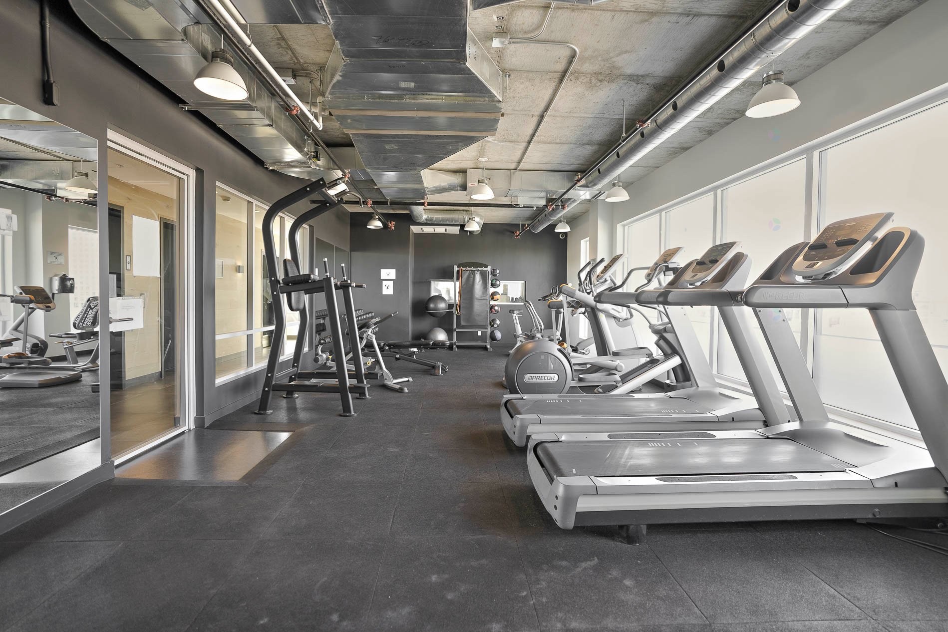 









1170


Rue Montcalm

, 908,
Montréal (Ville-Marie),




QC
H2L0M2

