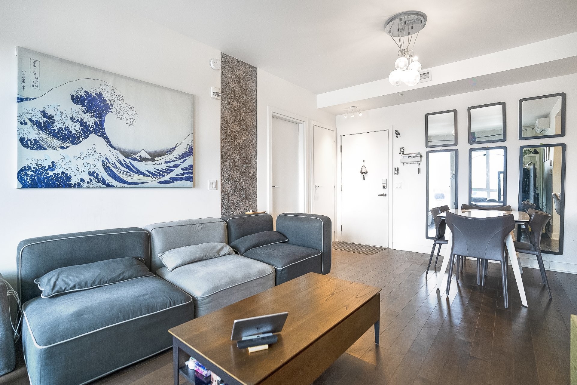 









1170


Rue Montcalm

, 908,
Montréal (Ville-Marie),




QC
H2L0M2

