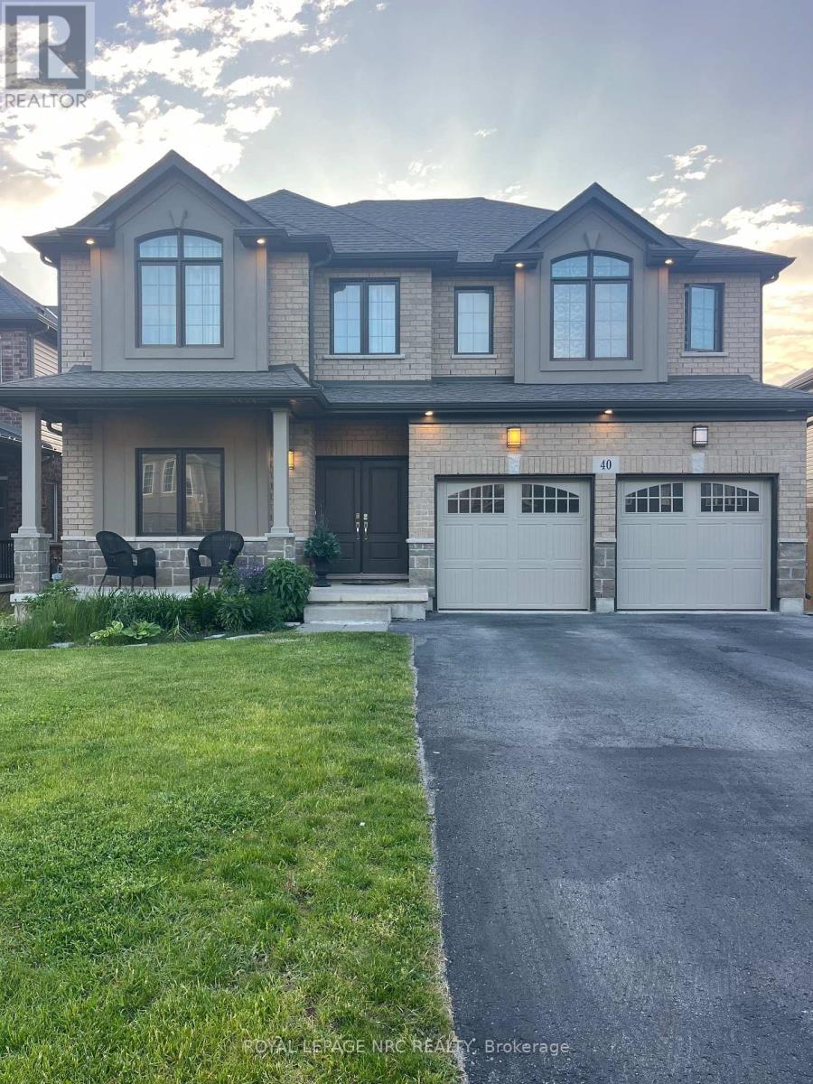 












40 ELDERBERRY ROAD

,
Thorold (Confederation Heights),




Ontario
L2V0E7

