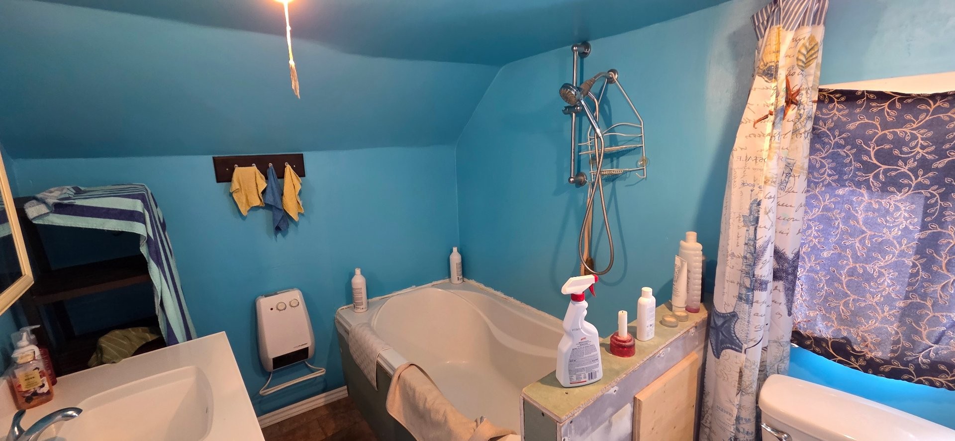 









429


Rue Ste-Anne

,
Maniwaki,




QC
J9E1J5

