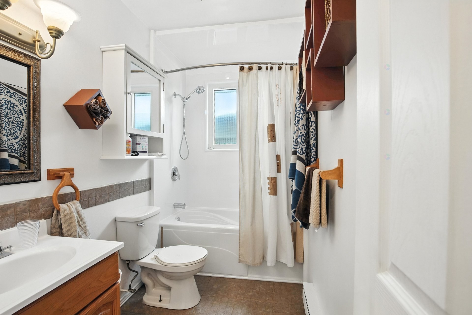 









4


Rue du Malbec

,
Gatineau (Aylmer),




QC
J9H5G4

