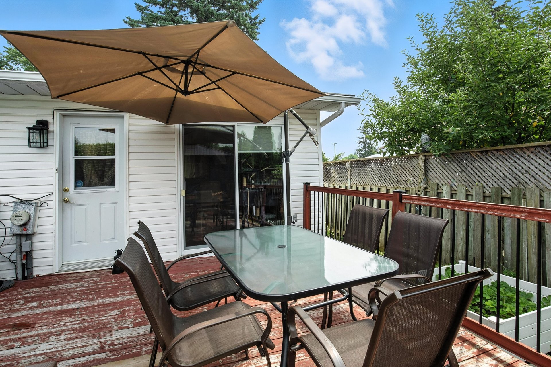 









4


Rue du Malbec

,
Gatineau (Aylmer),




QC
J9H5G4

