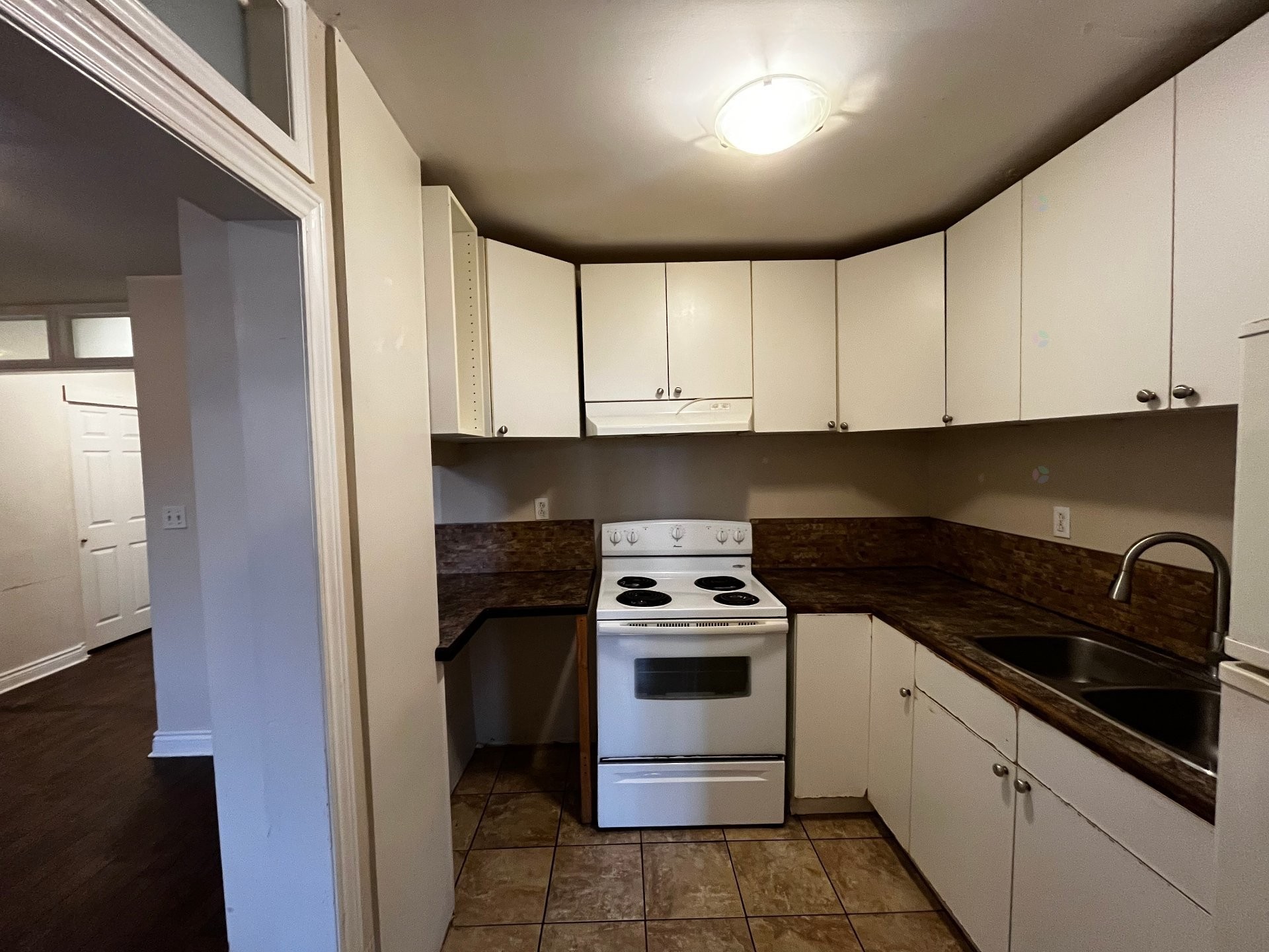 









2795


Place de Darlington

, 2,
Montréal (Côte-des-Neiges/Notre-Dame-de-Grâce),




QC
H3S1L4

