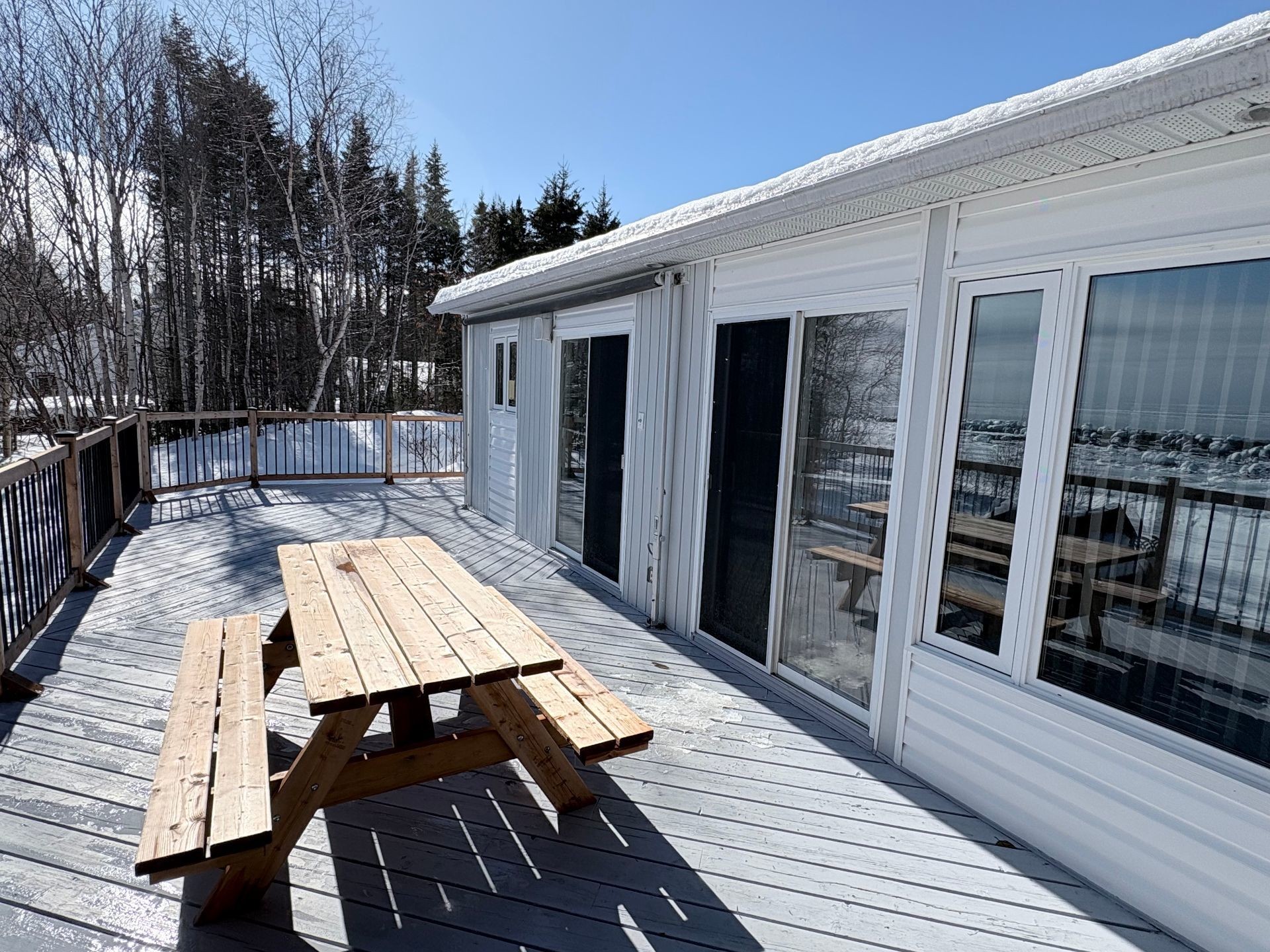 









41


Route 138

,
Baie-Trinité,




QC
G0G1A0

