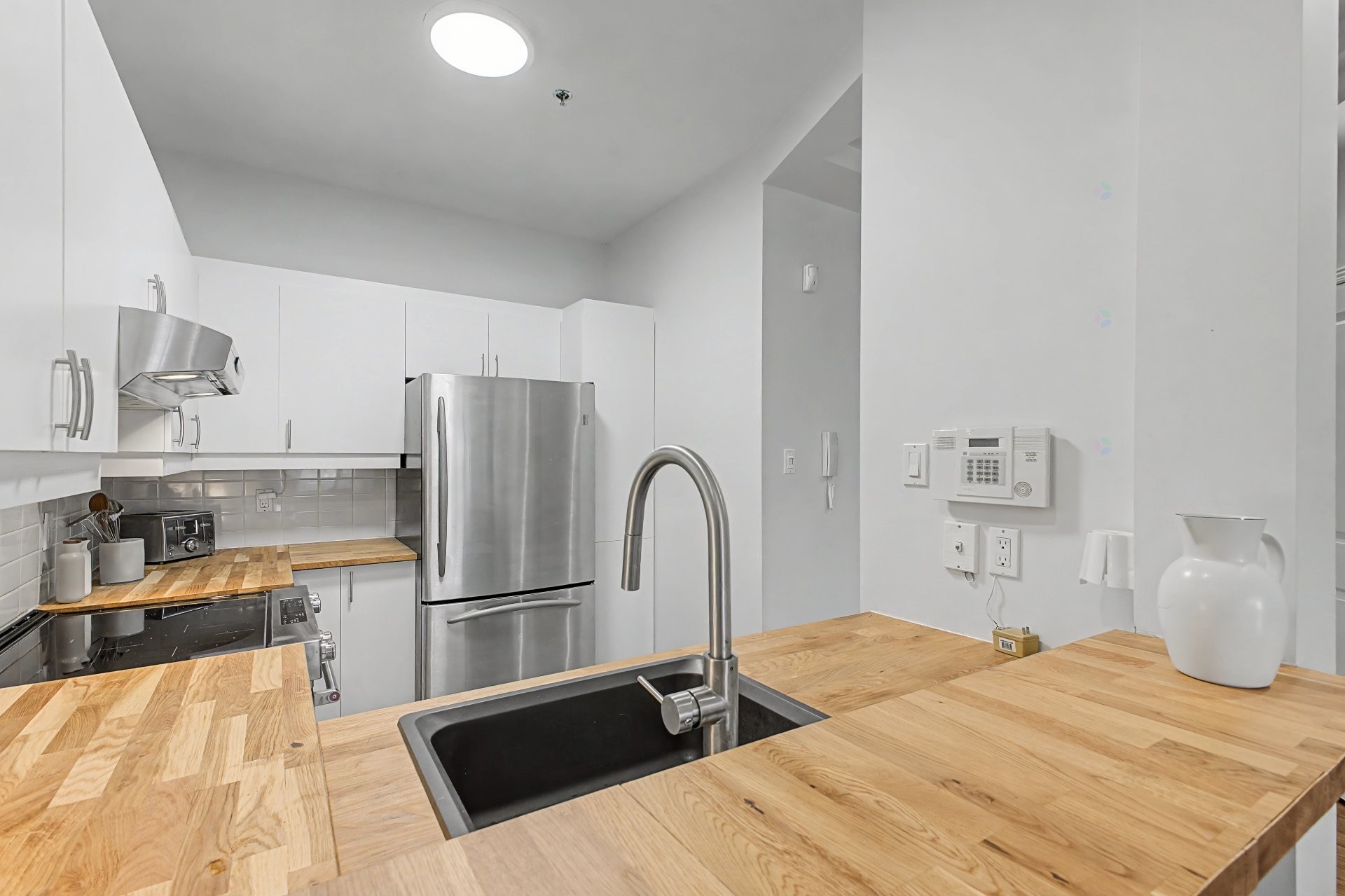 









275


Rue Upper Edison

, 104,
Saint-Lambert,




QC
J4R2W2

