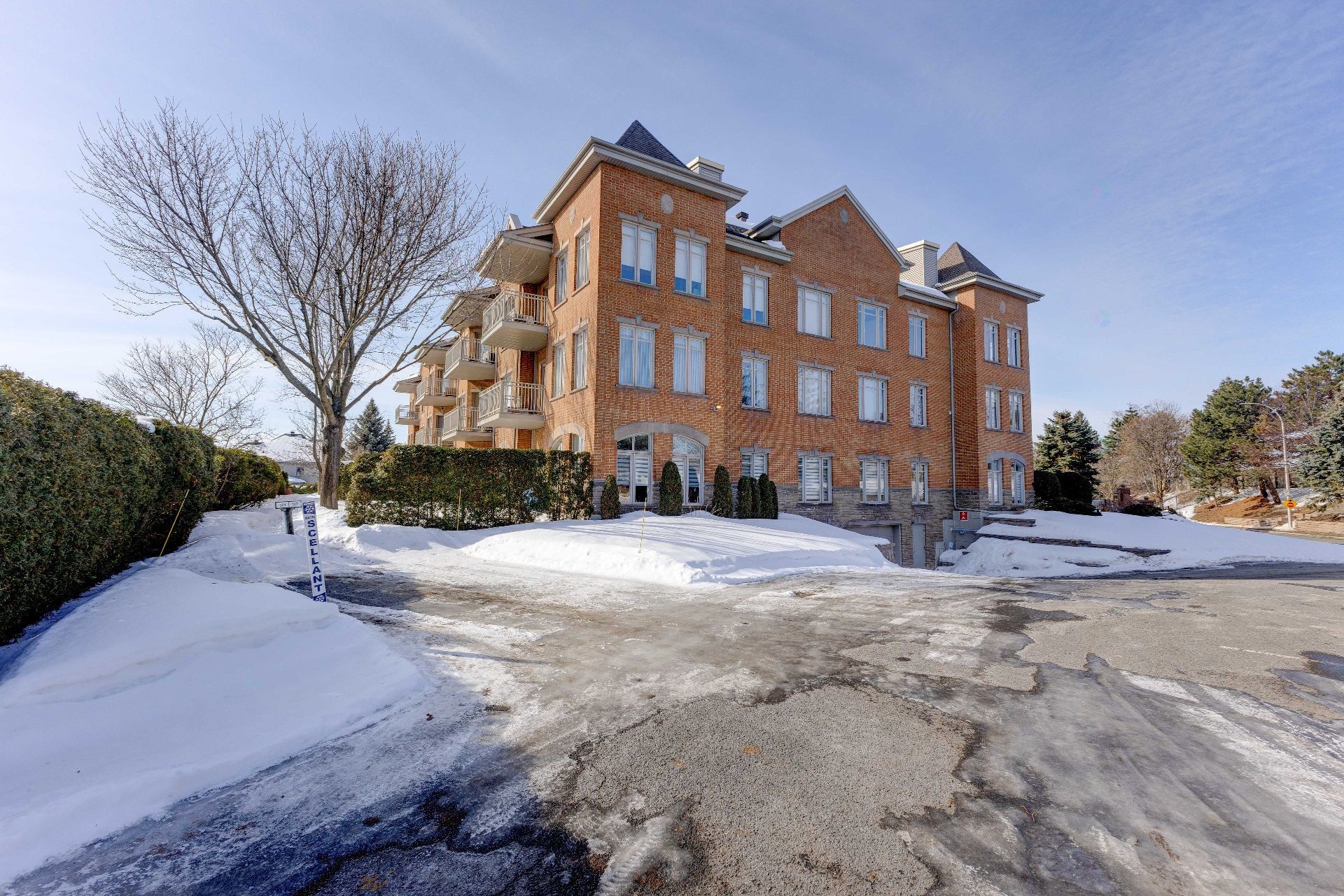 









275


Rue Upper Edison

, 104,
Saint-Lambert,




QC
J4R2W2

