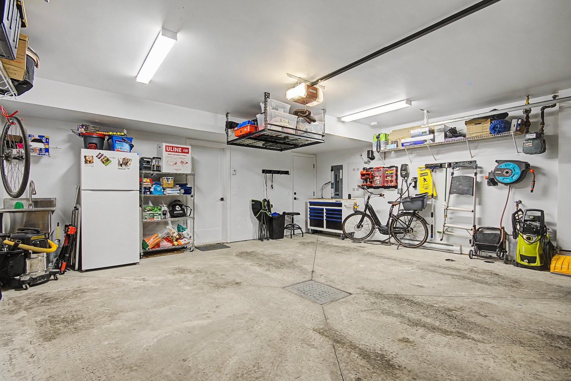 









15


Rue des Marronniers

,
Candiac,




QC
J5R0T5

