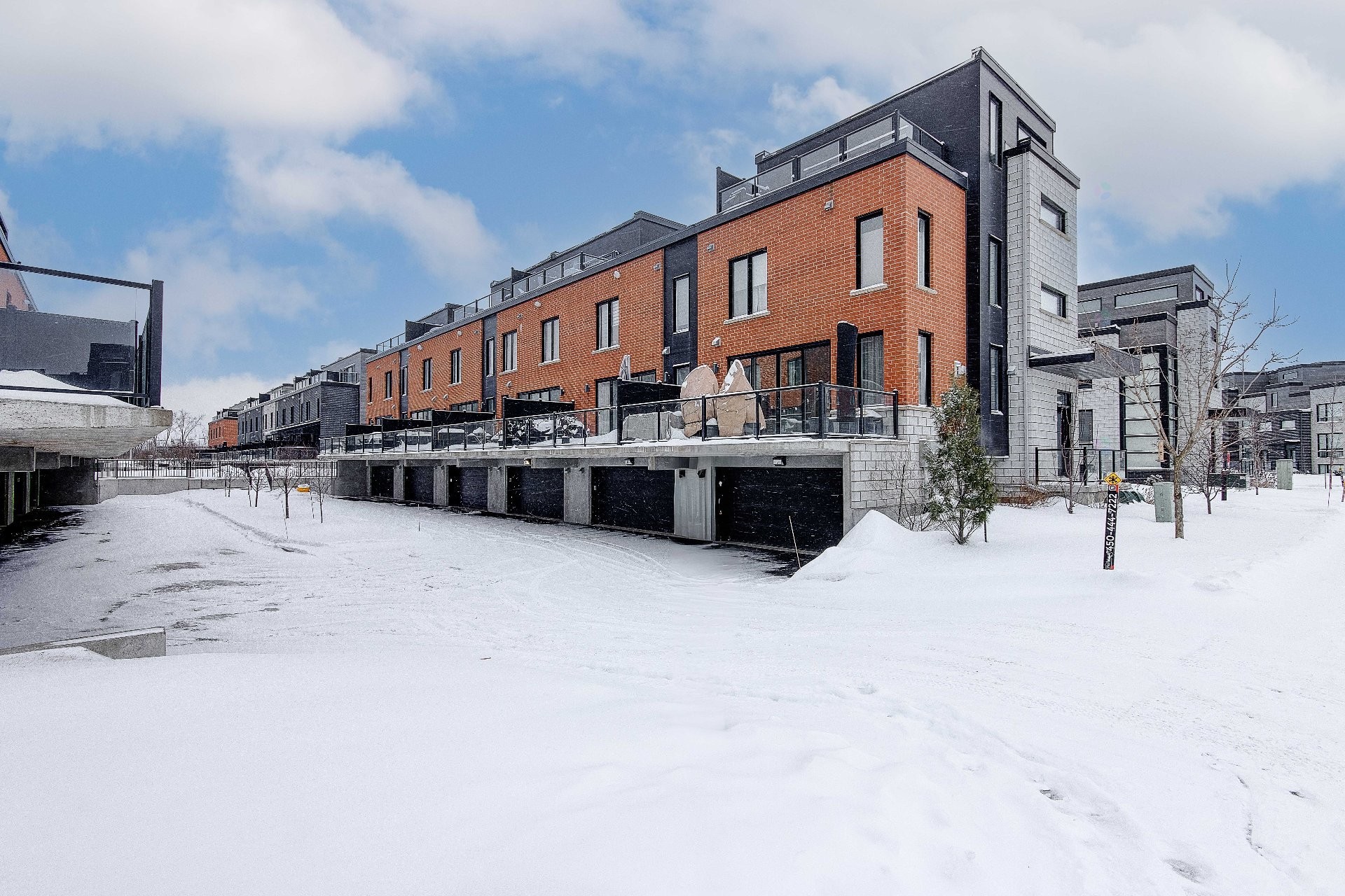 









15


Rue des Marronniers

,
Candiac,




QC
J5R0T5

