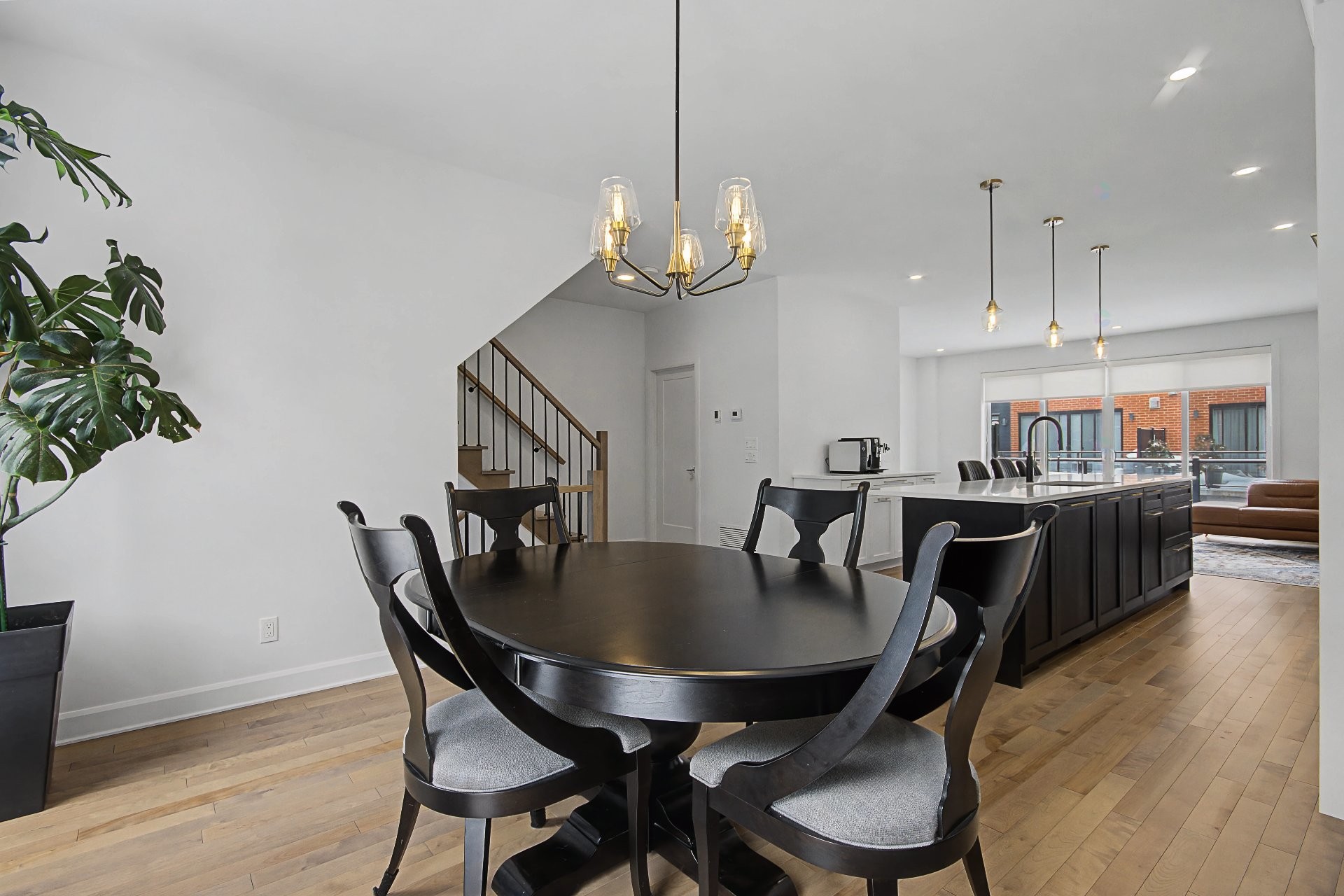 









15


Rue des Marronniers

,
Candiac,




QC
J5R0T5

