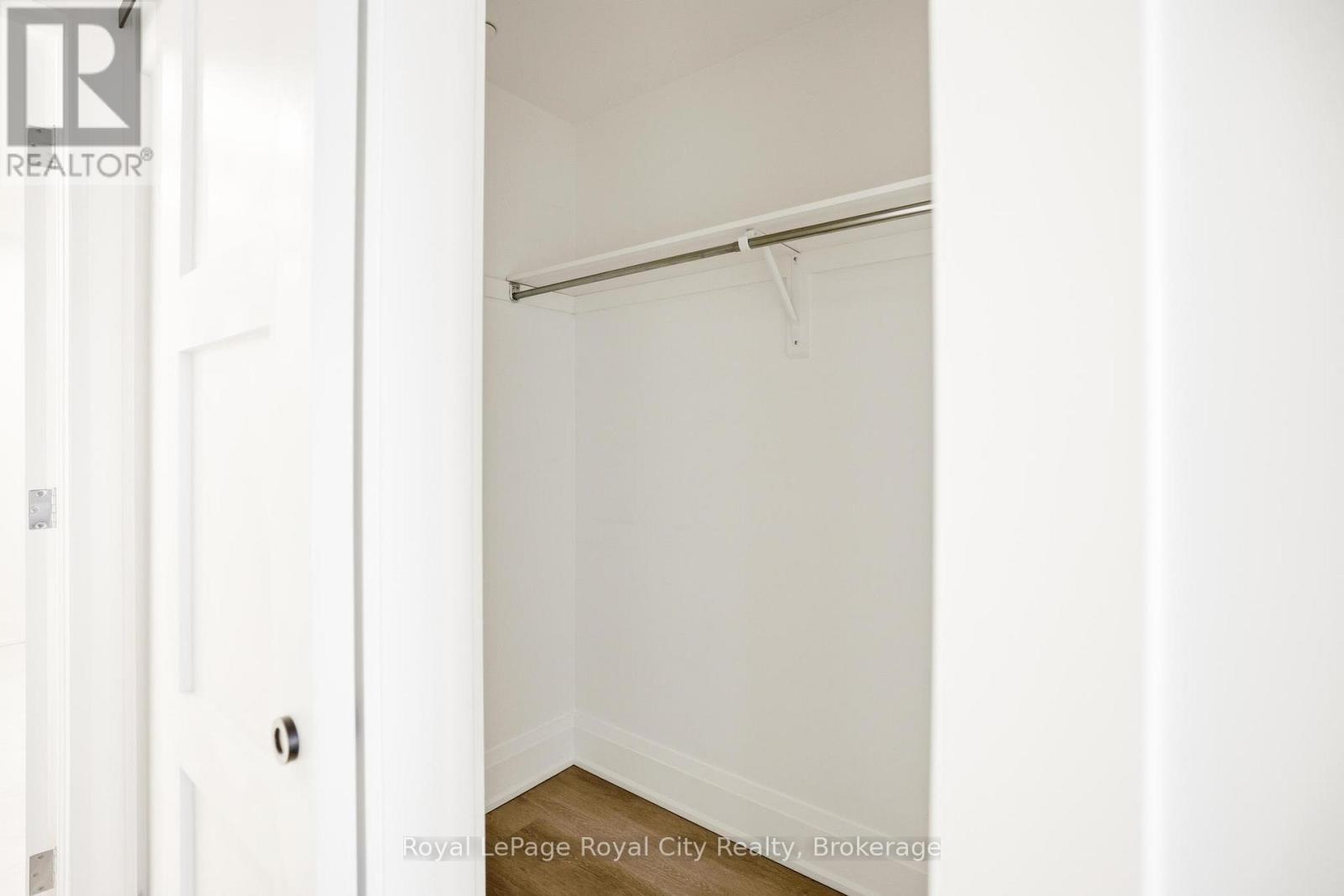 












211 - 6523 WELLINGTON 7 ROAD

,
Centre Wellington (Elora/Salem),




Ontario
N0B1S0

