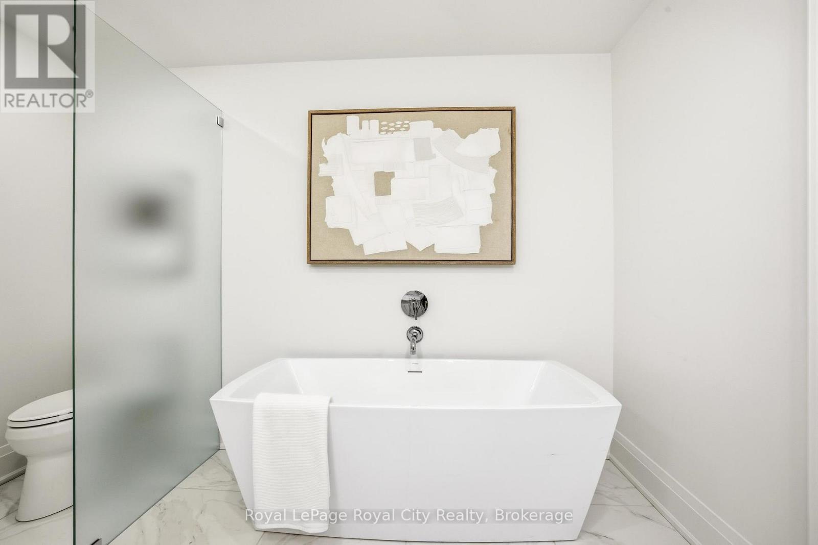 












211 - 6523 WELLINGTON 7 ROAD

,
Centre Wellington (Elora/Salem),




Ontario
N0B1S0

