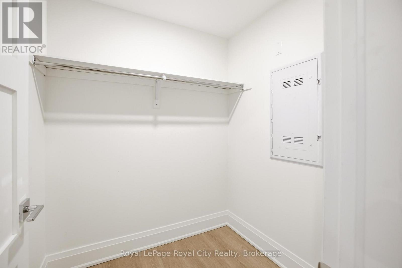 












211 - 6523 WELLINGTON 7 ROAD

,
Centre Wellington (Elora/Salem),




Ontario
N0B1S0

