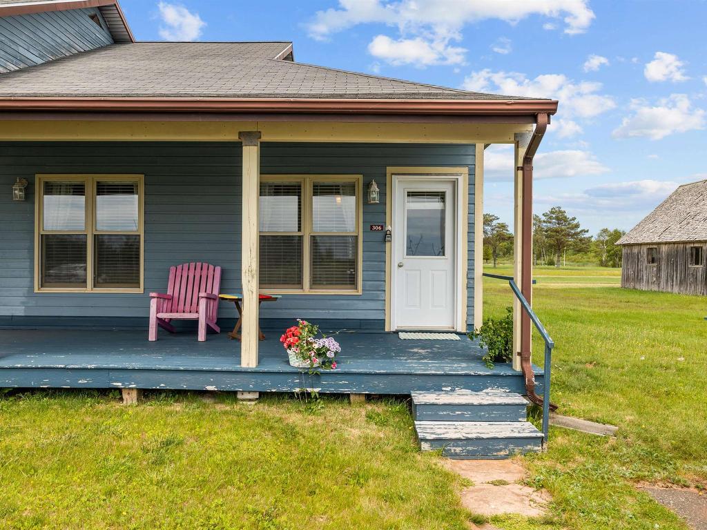 












306 6216 Route 11

,
Mont Carmel,




PE
C0B 2E0

