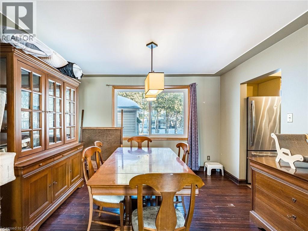 












16 ALDERWOOD Crescent

,
Cambridge,




Ontario
N1S3T1

