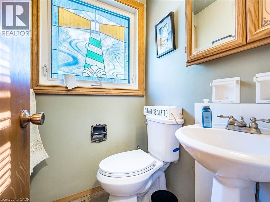 












16 ALDERWOOD Crescent

,
Cambridge,




Ontario
N1S3T1

