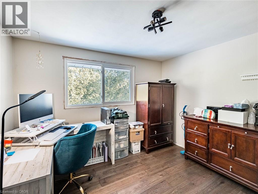 












16 ALDERWOOD Crescent

,
Cambridge,




Ontario
N1S3T1

