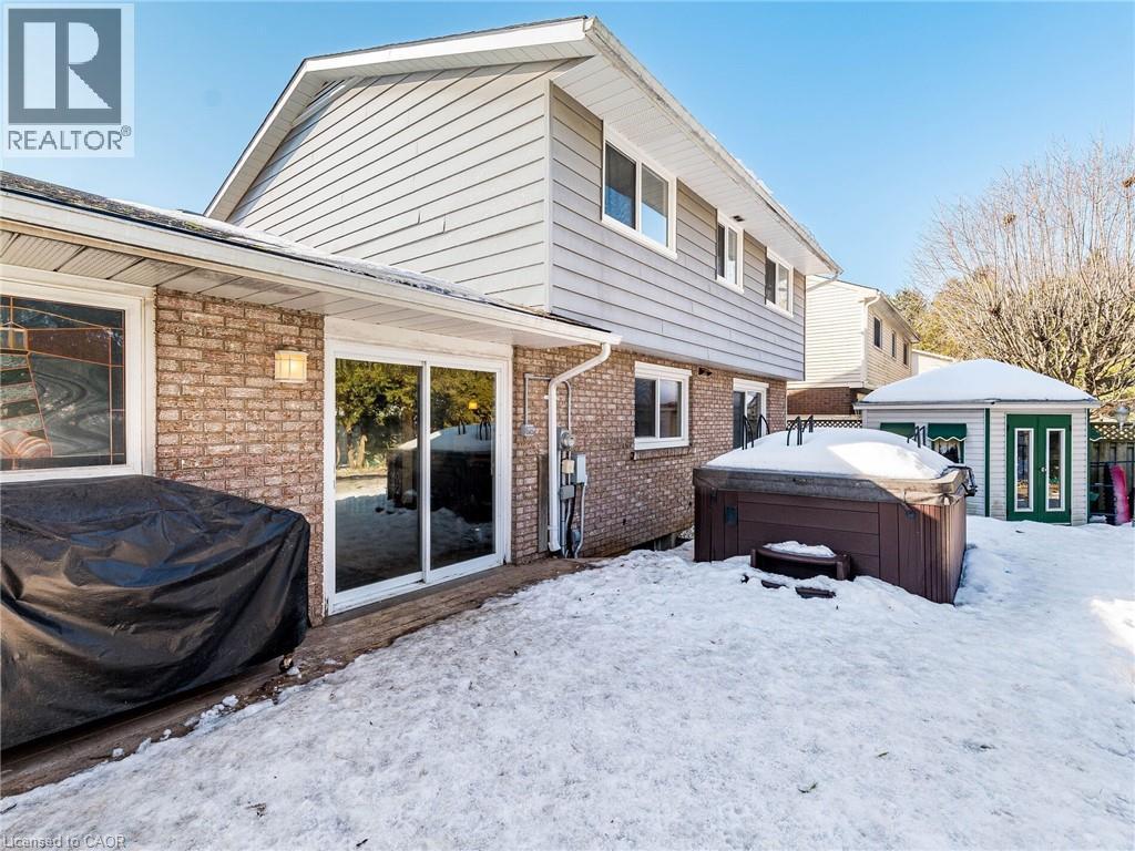 












16 ALDERWOOD Crescent

,
Cambridge,




Ontario
N1S3T1

