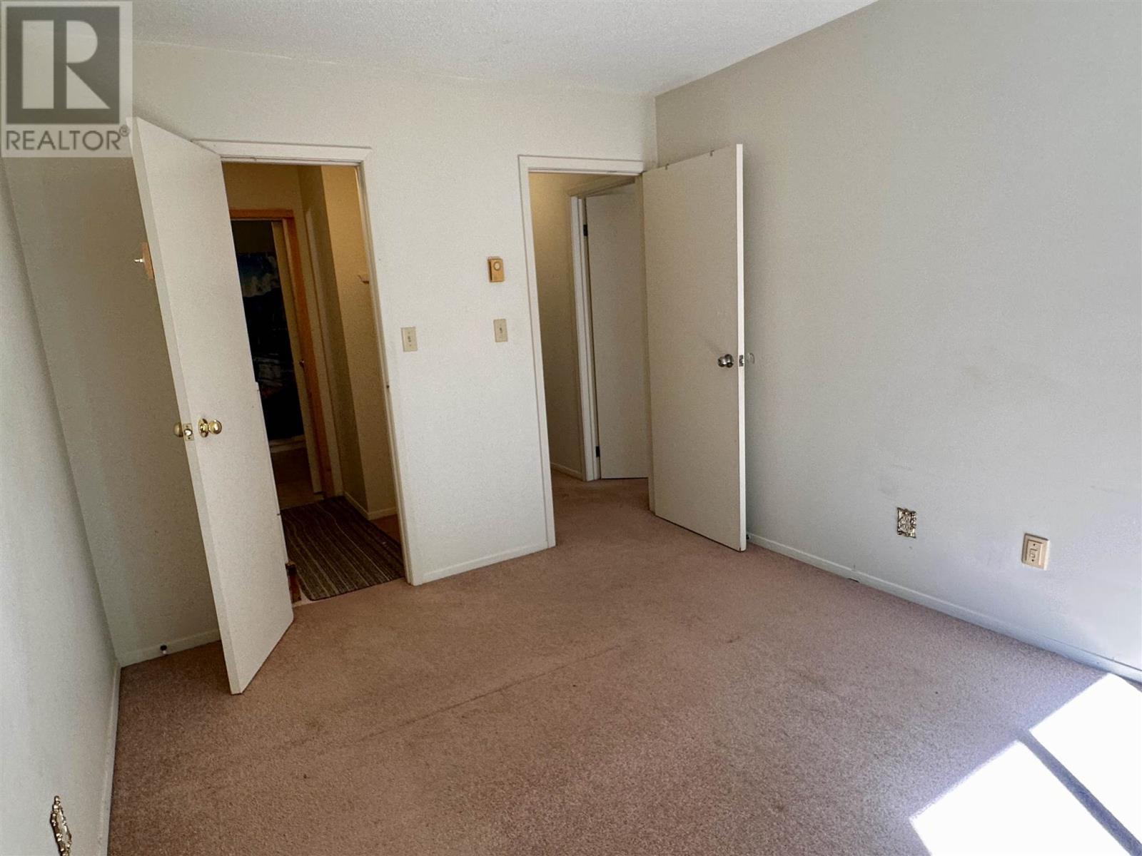 












38 Beckett BLVD

,
Elliot Lake,




Ontario
P5A3P7

