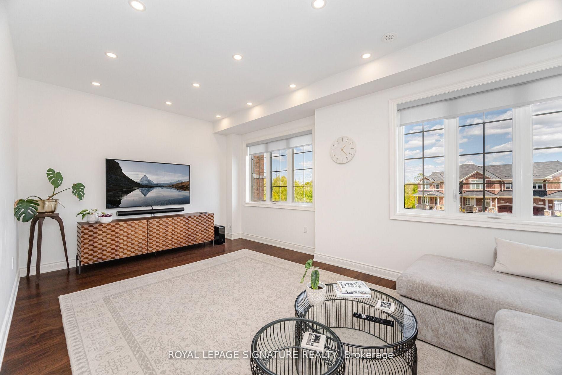 









99


Burke

Street,
Hamilton,




ON
L8B 0T8

