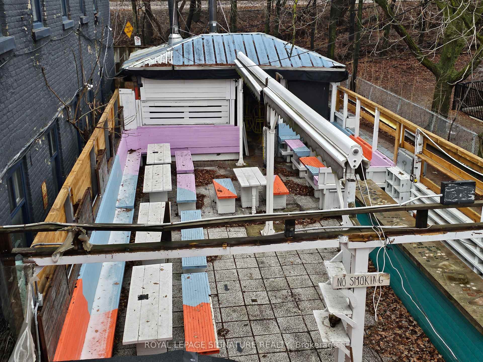 









14


Dupont

Street,
Toronto,




ON
M5R 1V2

