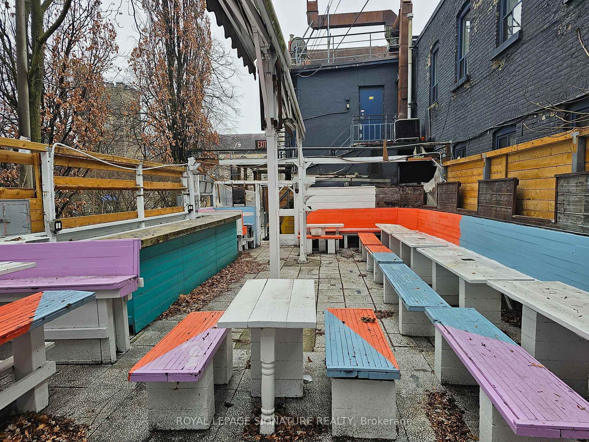 









14


Dupont

Street,
Toronto,




ON
M5R 1V2

