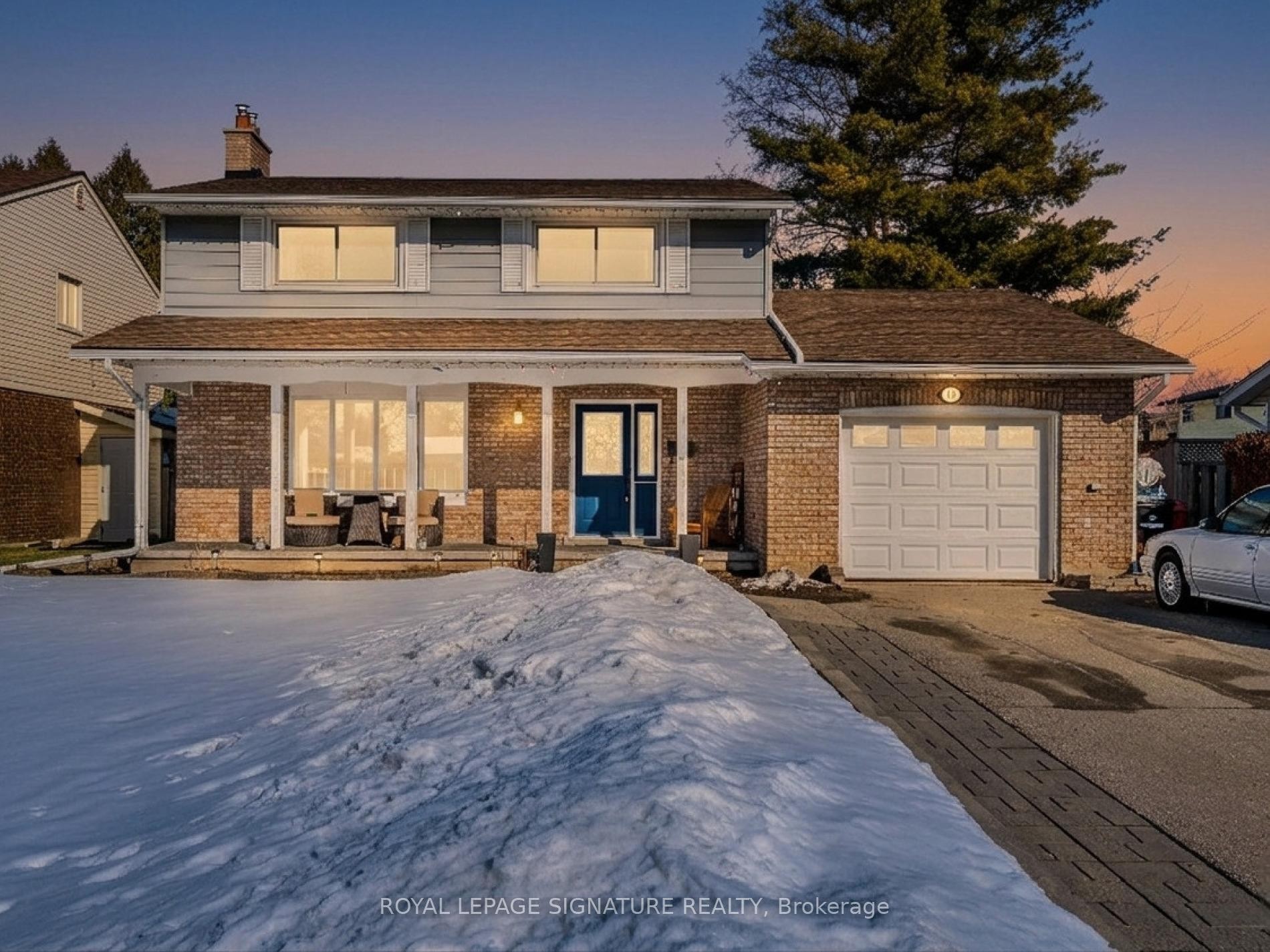 









16


Alderwood

Crescent,
Cambridge,




ON
N1S 3T1

