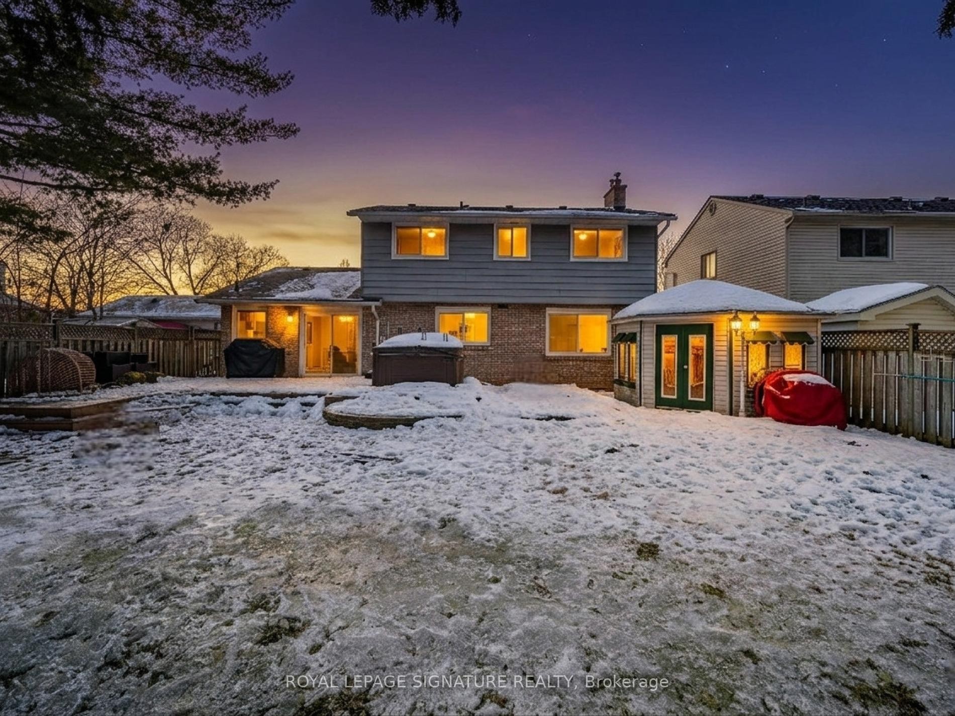 









16


Alderwood

Crescent,
Cambridge,




ON
N1S 3T1

