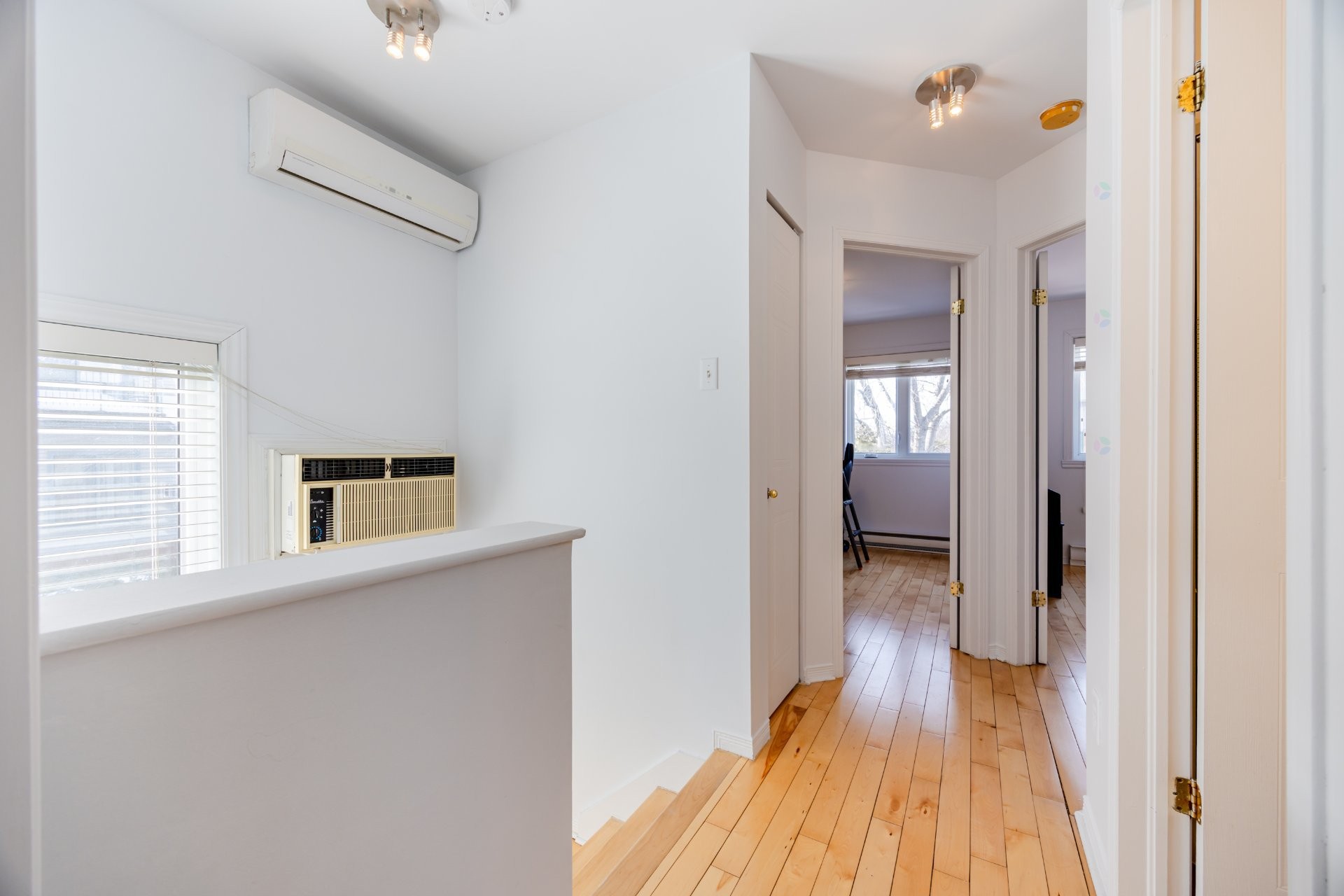 









3440


Rue Anatole-Carignan

,
Montréal (Lachine),




QC
H8T3N7

