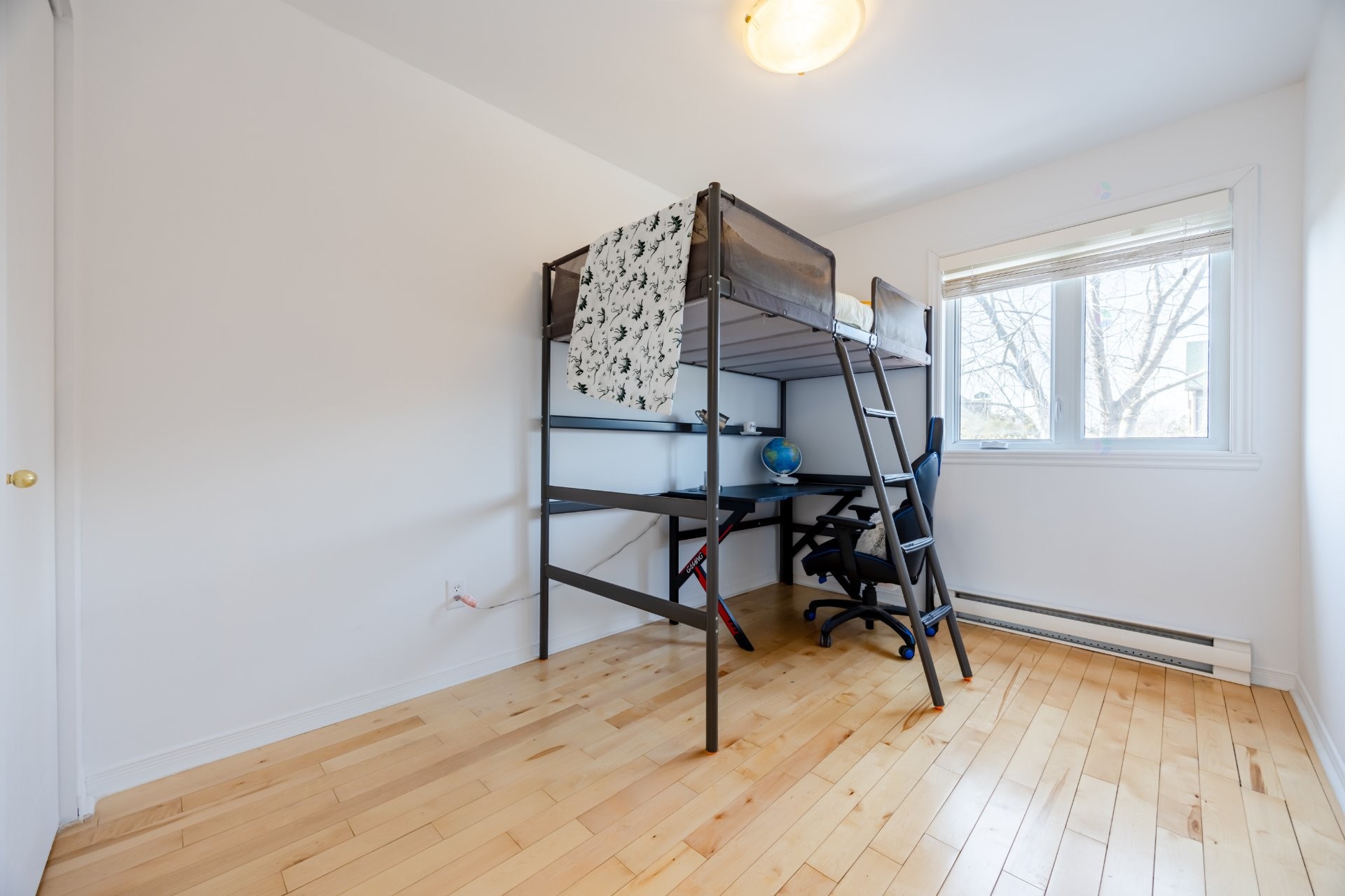 









3440


Rue Anatole-Carignan

,
Montréal (Lachine),




QC
H8T3N7

