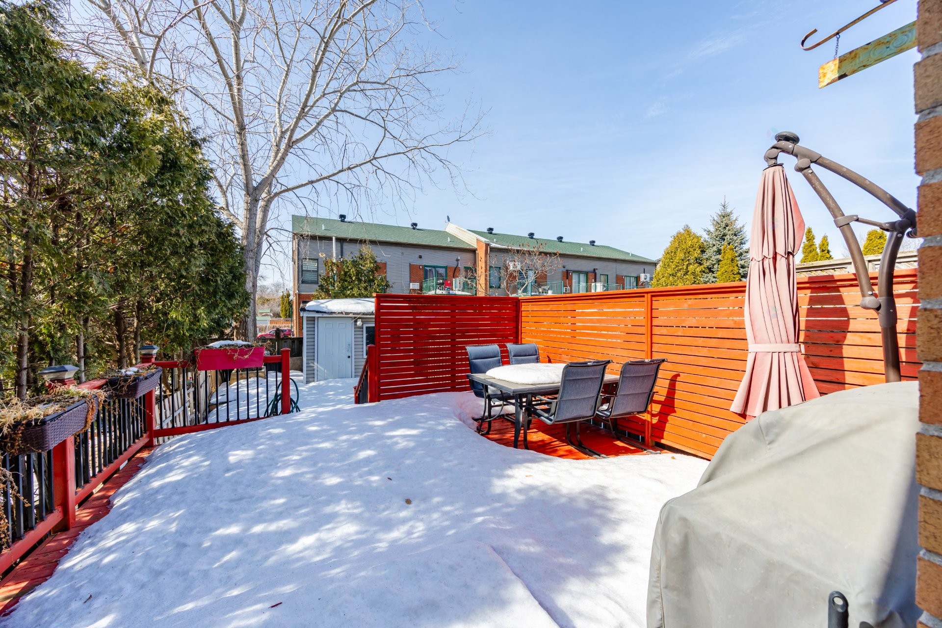 









3440


Rue Anatole-Carignan

,
Montréal (Lachine),




QC
H8T3N7

