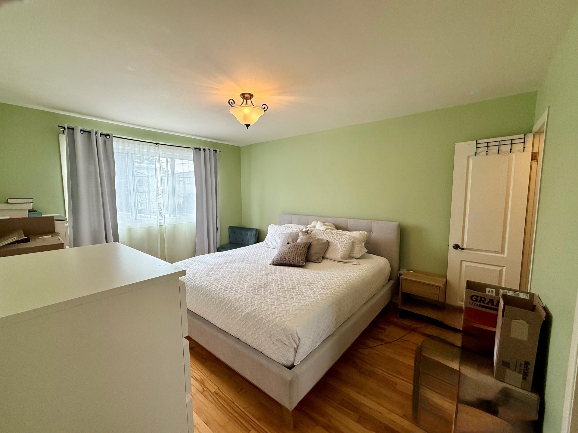 









4910


Boul. Notre-Dame

,
Laval (Chomedey),




QC
H7W1V5

