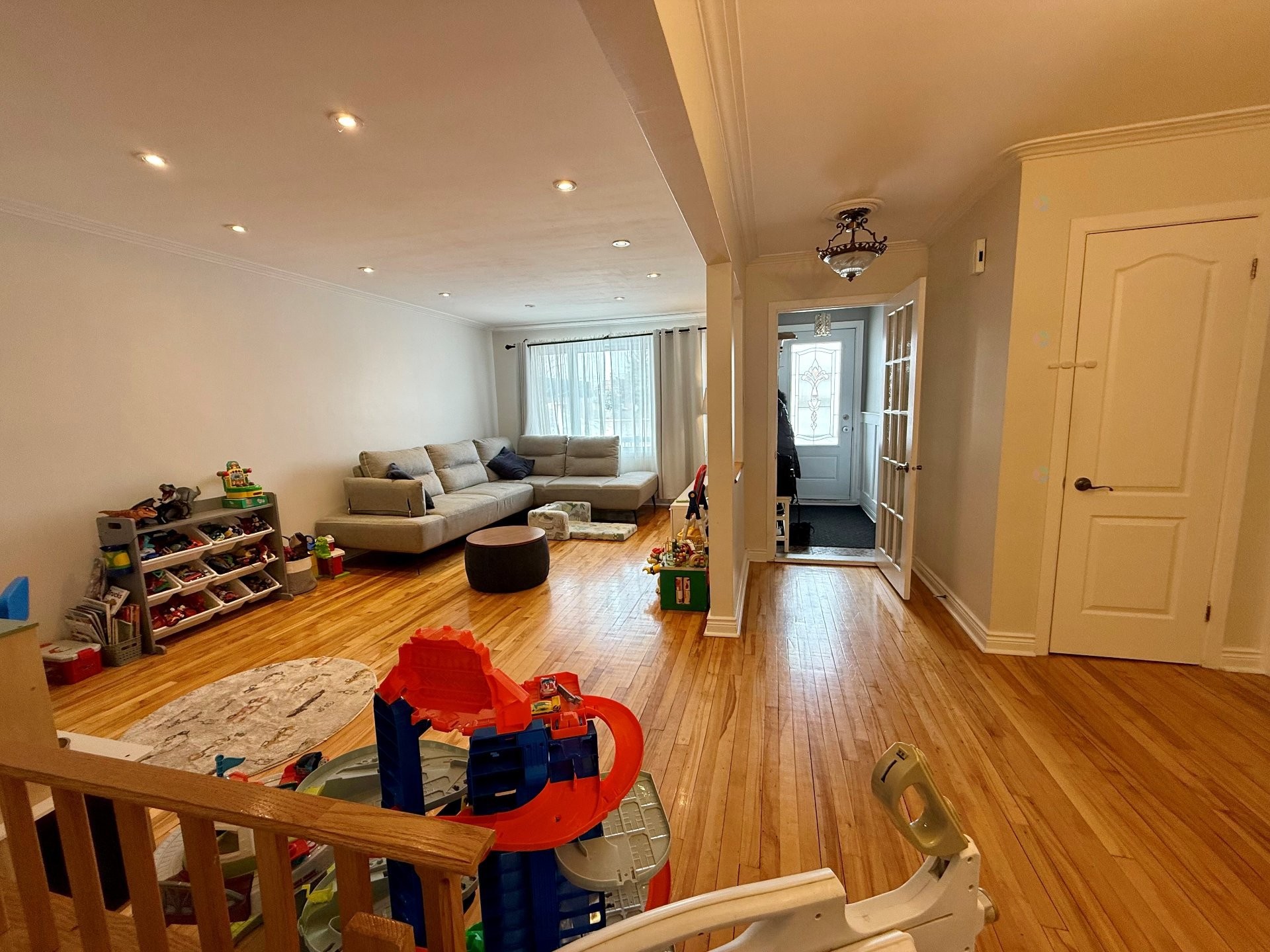 









4910


Boul. Notre-Dame

,
Laval (Chomedey),




QC
H7W1V5

