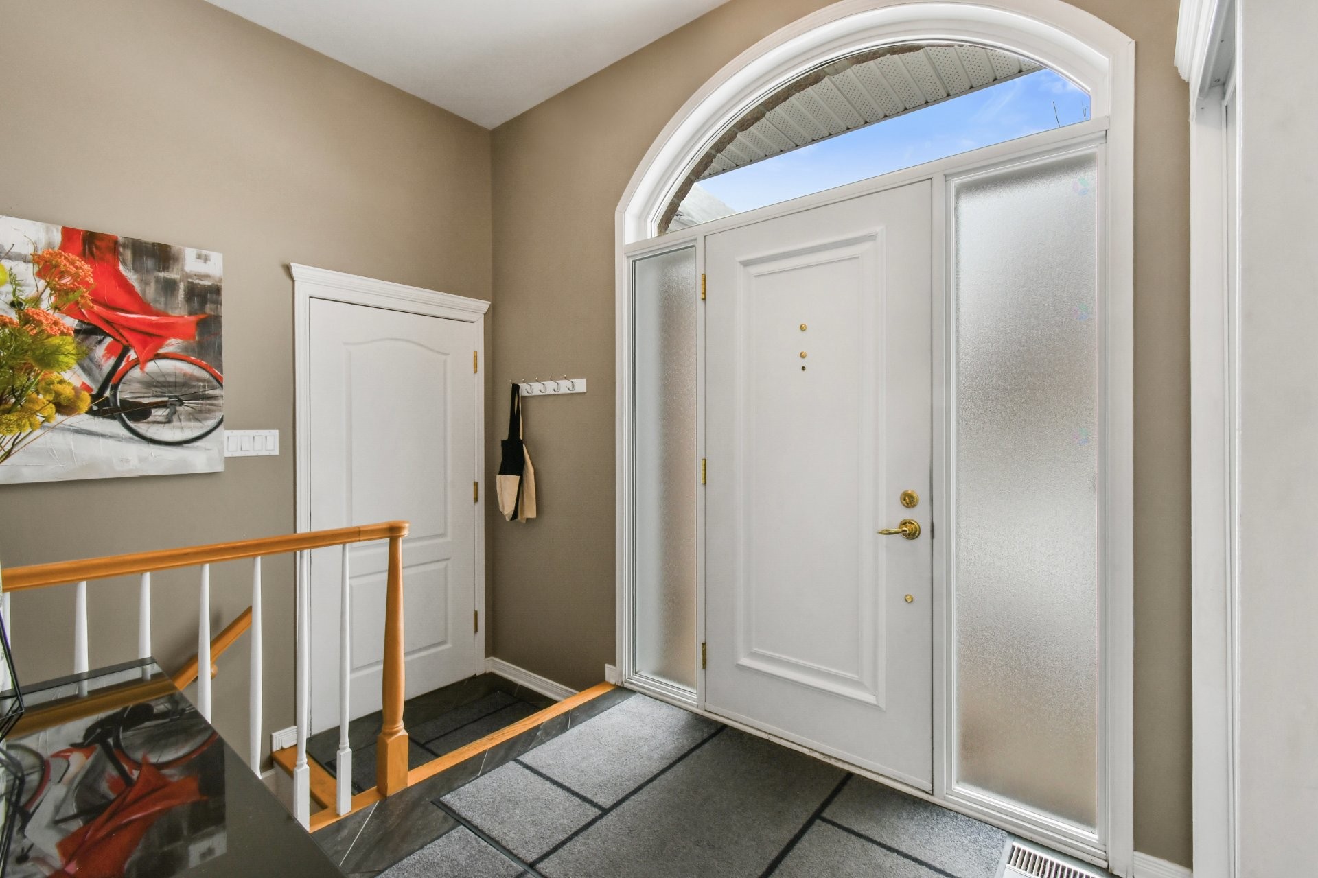 









809


Rue Roger-Lemelin

,
Sainte-Julie,




QC
J3E2J5

