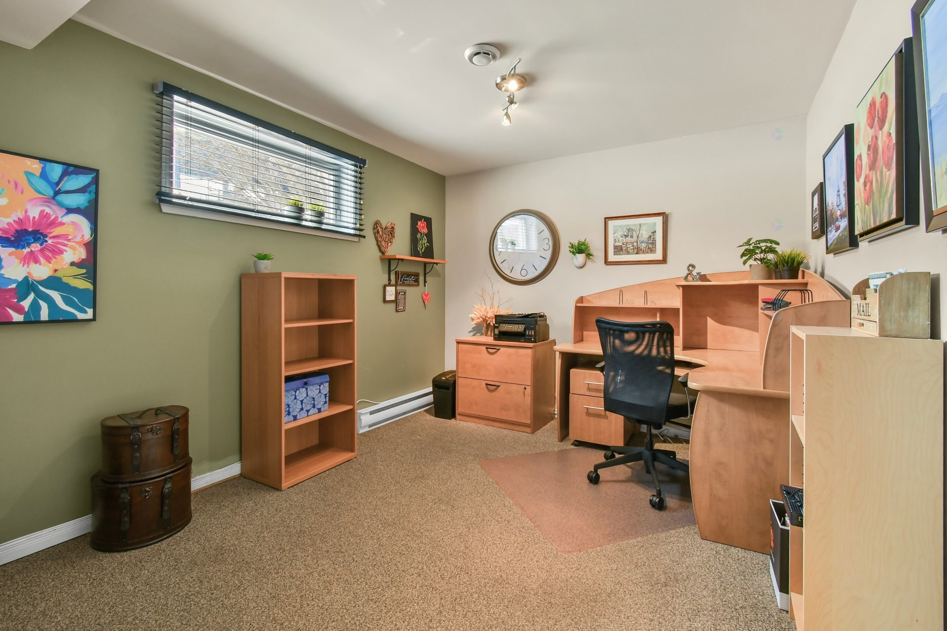 









809


Rue Roger-Lemelin

,
Sainte-Julie,




QC
J3E2J5

