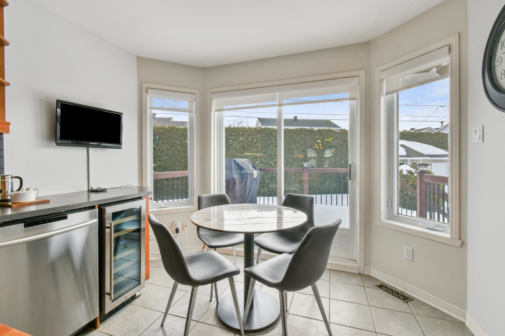 









809


Rue Roger-Lemelin

,
Sainte-Julie,




QC
J3E2J5

