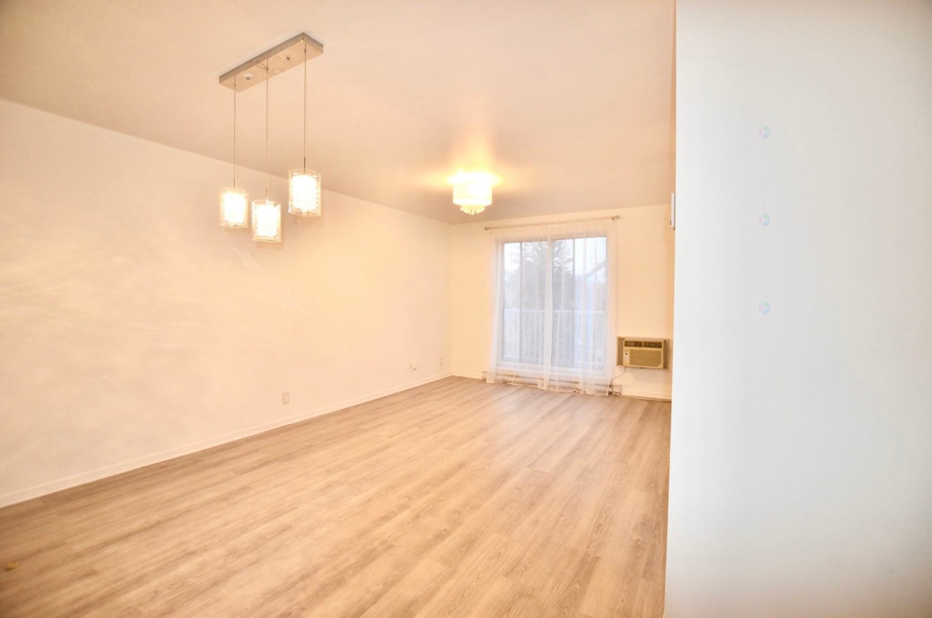 









6840


Av. Fielding

, 406,
Montréal (Côte-des-Neiges/Notre-Dame-de-Grâce),




QC
H4V1N9

