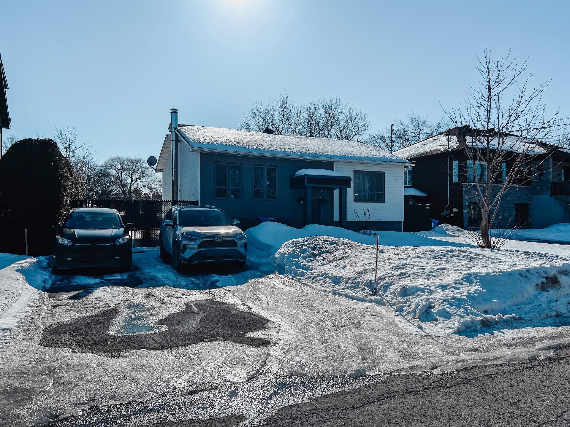 









12


Rue Roger

,
Saint-Philippe,




QC
J0L2K0

