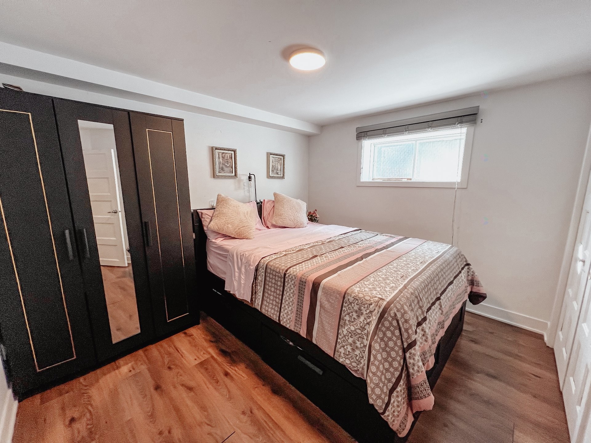 









12


Rue Roger

,
Saint-Philippe,




QC
J0L2K0

