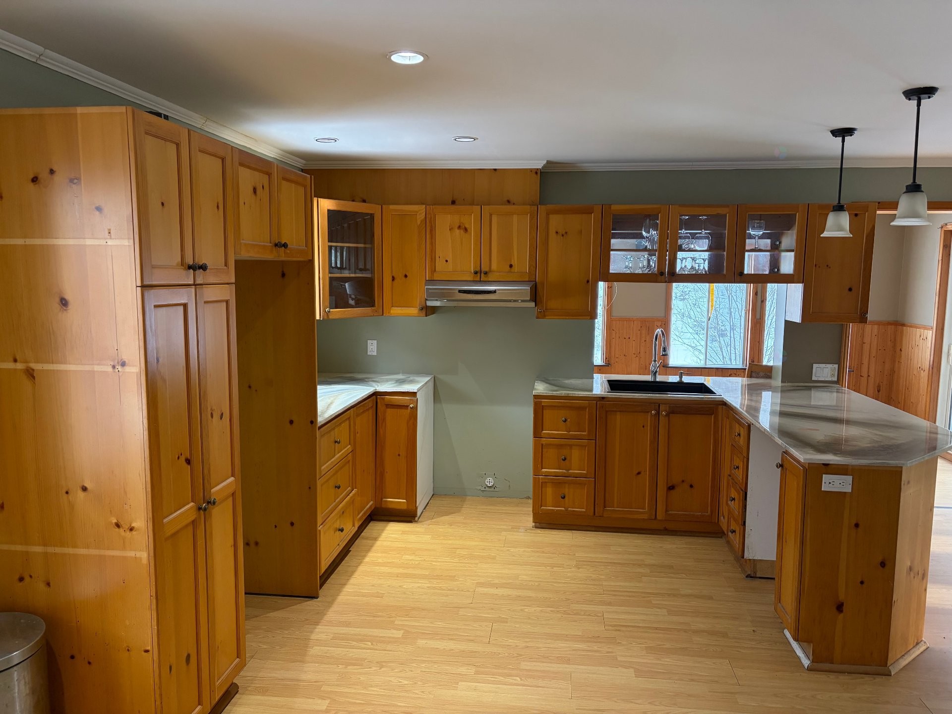 









469


Ch. du Pont-Couvert

,
La Macaza,




QC
J0T1R0

