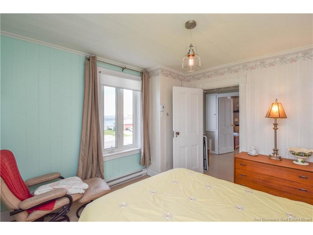 









90


Saint-Pierre Est

BLVD,
Caraquet,




NB
E1W 1B6

