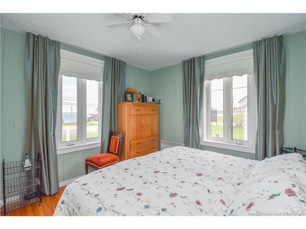 









90


Saint-Pierre Est

BLVD,
Caraquet,




NB
E1W 1B6

