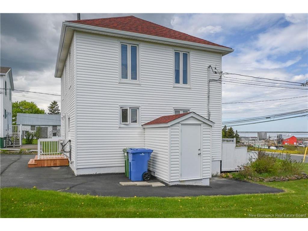 









90


Saint-Pierre Est

BLVD,
Caraquet,




NB
E1W 1B6

