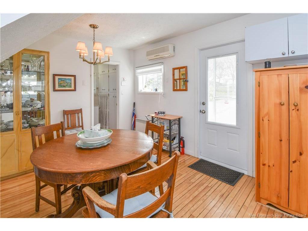 









90


Saint-Pierre Est

BLVD,
Caraquet,




NB
E1W 1B6

